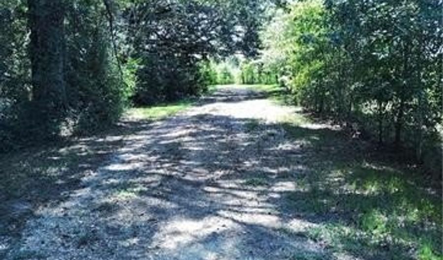 61413 H H SEALS Rd, Angie, LA 70426 - 4 Beds, 2 Bath