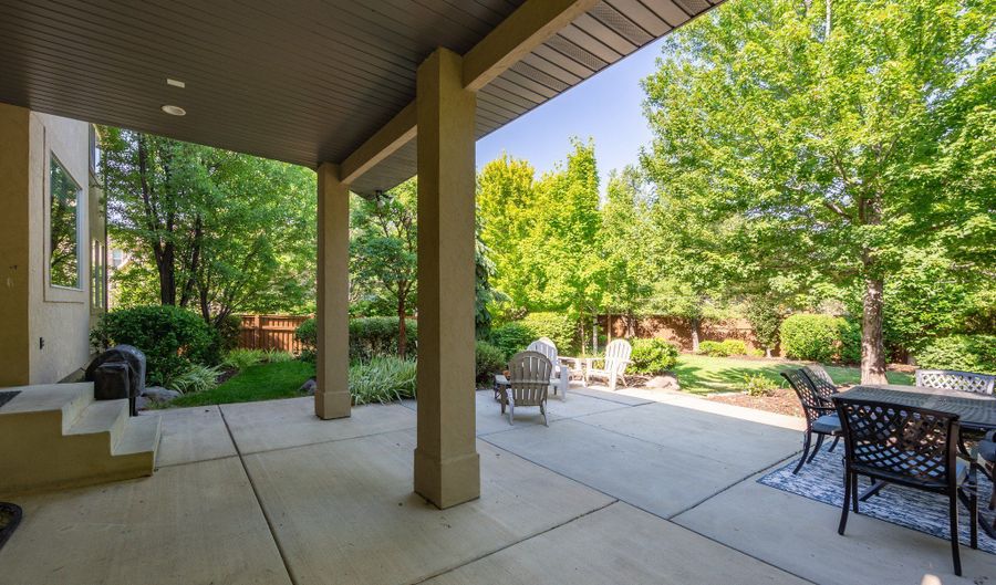 357 N MAIN, Alpine, UT 84004 - 6 Beds, 4 Bath