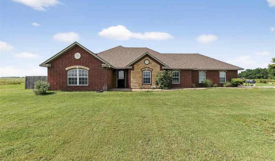 13190 State Hwy 19, Apache, OK 73006 - 3 Beds, 2 Bath