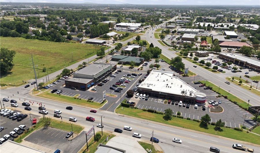 201 SW 14th St Suite 104, Bentonville, AR 72712 - 0 Beds, 0 Bath