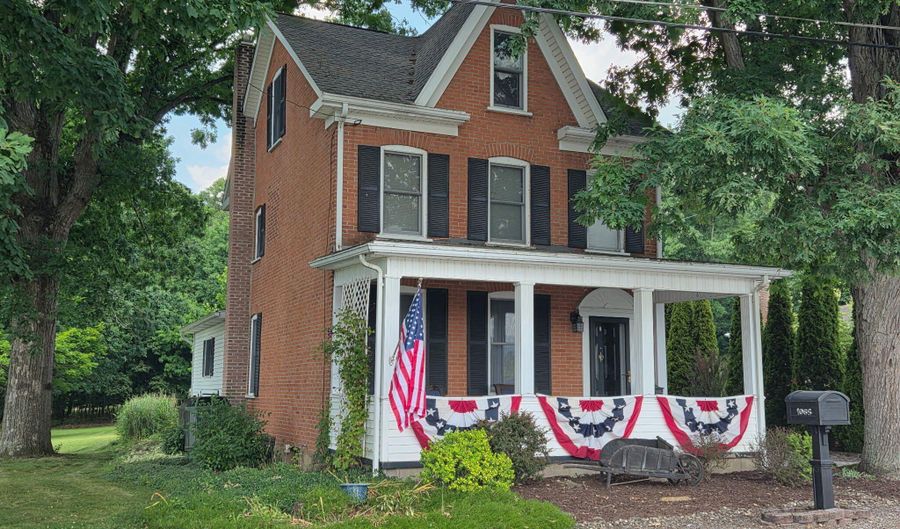 1065 Burns Ave, Altoona, PA 16601 - 3 Beds, 2 Bath