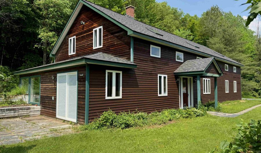 221 Plateau Rd, Calais, VT 05650 - 3 Beds, 3 Bath