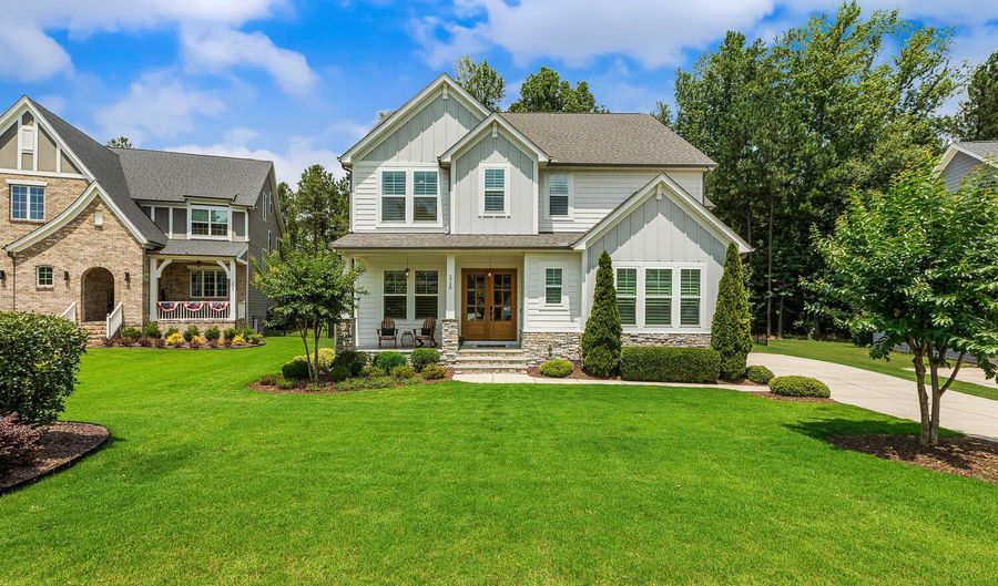 2716 Willow Rock Ln, Apex, NC 27523 - 5 Beds, 5 Bath