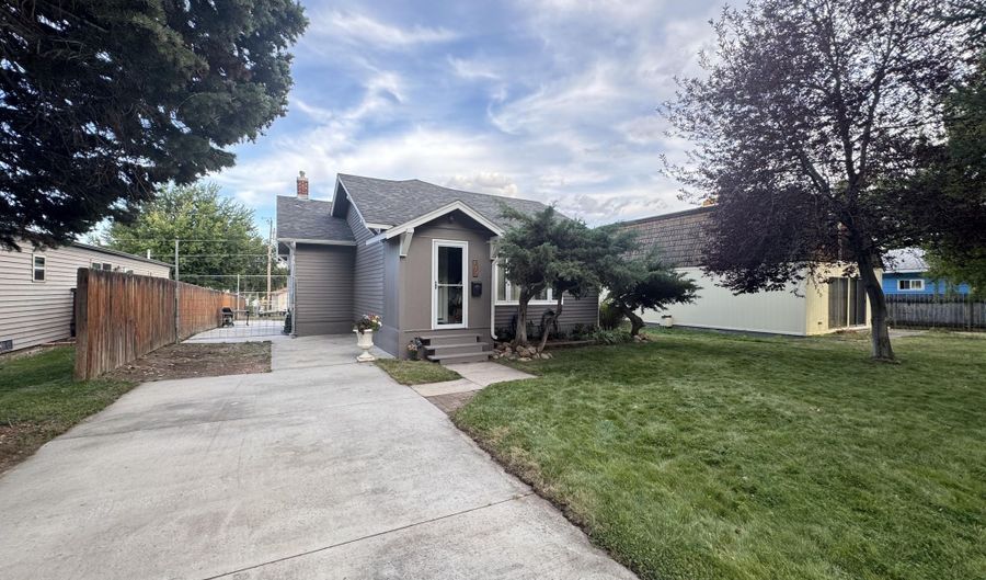 937 N Carrington Ave, Buffalo, WY 82834 - 2 Beds, 1 Bath