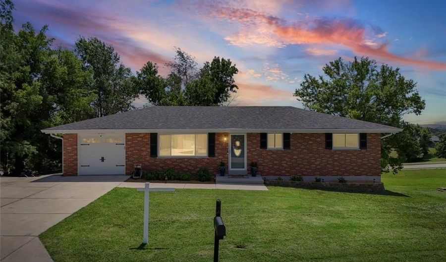 2571 Willow Dr, Arnold, MO 63010 - 3 Beds, 2 Bath