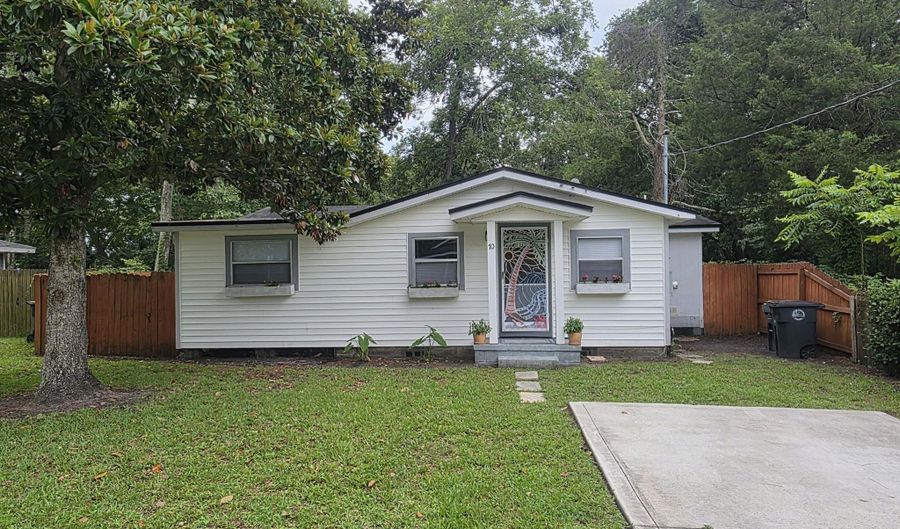 70 ROBERT St, Atlantic Beach, FL 32233 - 1 Beds, 2 Bath