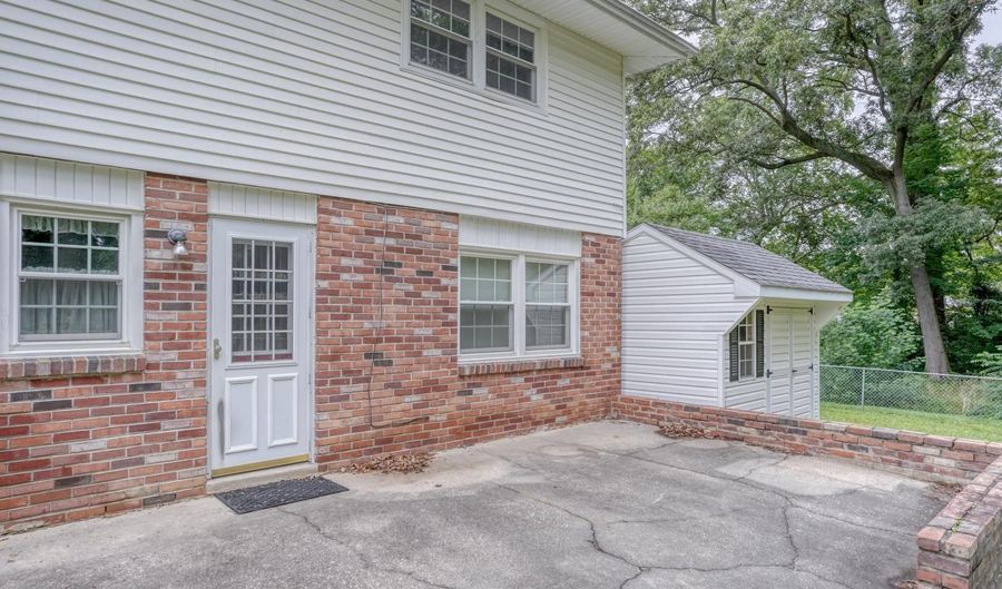 1103 OAK Dr, Dover, DE 19904 - 4 Beds, 2 Bath