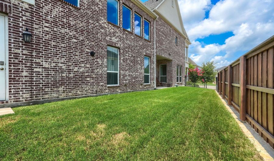 1037 Sarah St, Allen, TX 75013 - 4 Beds, 3 Bath