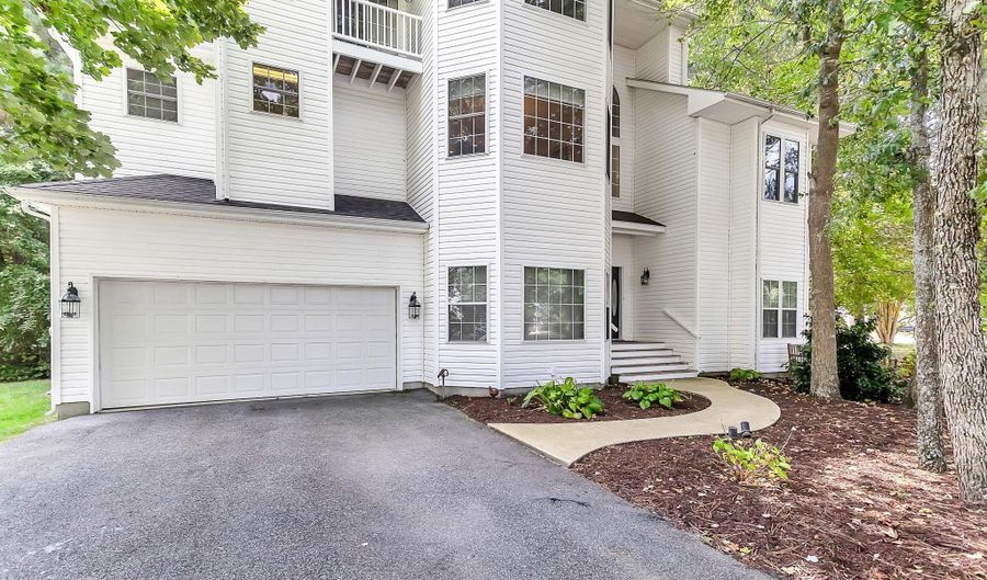 11322 RIVER RUN Ln, Berlin, MD 21811 - 4 Beds, 3 Bath