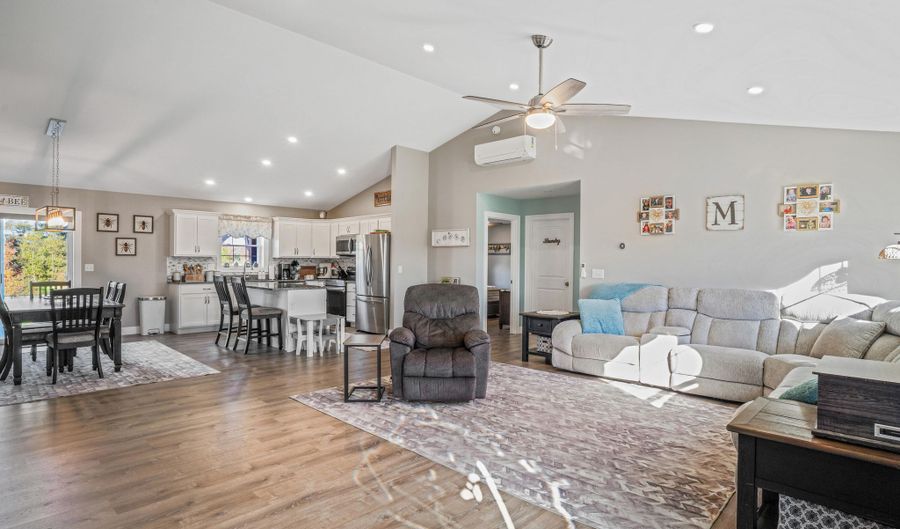 40 Knoll Crest Dr, Bangor, ME 04401 - 3 Beds, 0 Bath