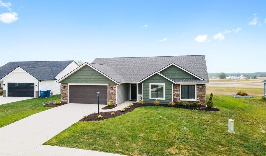3428 Beowulf Run, Auburn, IN 46706 - 3 Beds, 2 Bath