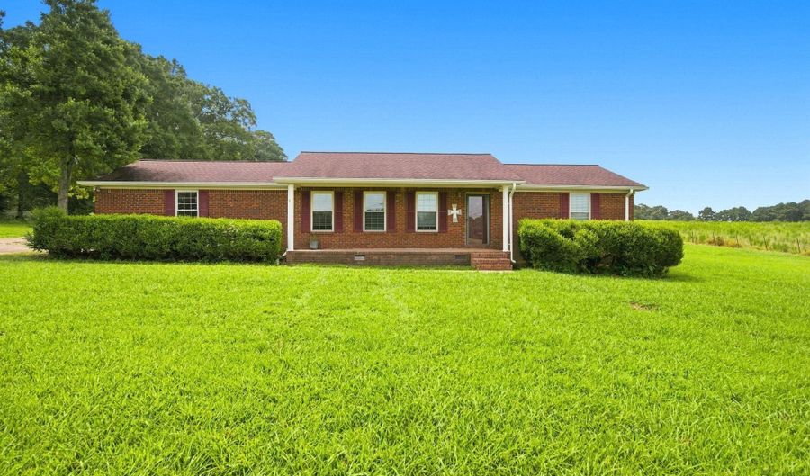 321 Co Rd 1839, Arab, AL 35016 - 3 Beds, 2 Bath