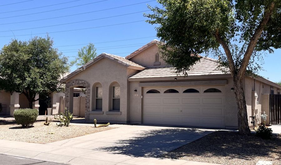 1825 E ALOE Pl, Chandler, AZ 85286 - 3 Beds, 2 Bath