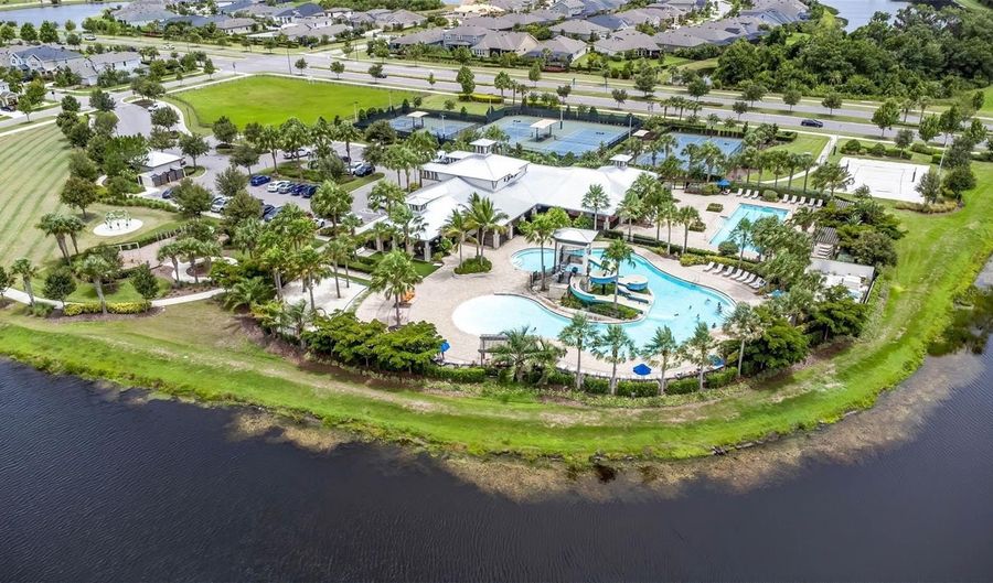 6104 SHADOWLAKE Dr, Apollo Beach, FL 33572 - 4 Beds, 3 Bath