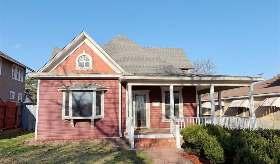 817 7th St, Alva, OK 73717 - 4 Beds, 2 Bath
