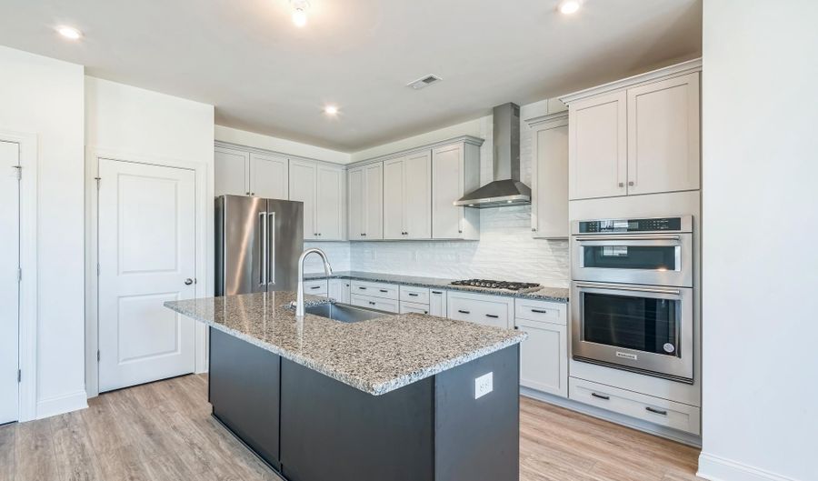 1399 A LONGRIDGE Rd, Clayton, DE 19938 - 4 Beds, 3 Bath