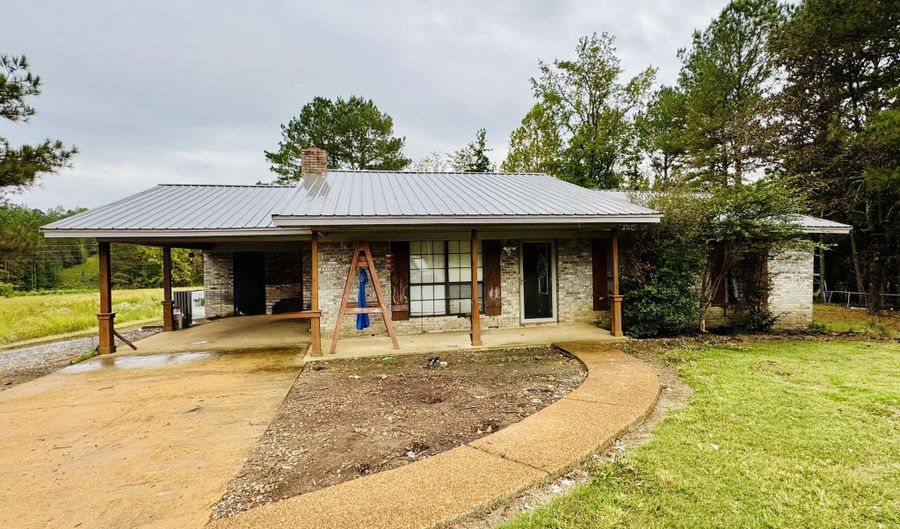 1920 CR 638, Booneville, MS 38829 - 4 Beds, 3 Bath