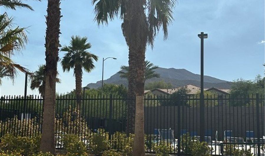 3736 Enchanted Sky St, Las Vegas, NV 89129 - 3 Beds, 3 Bath