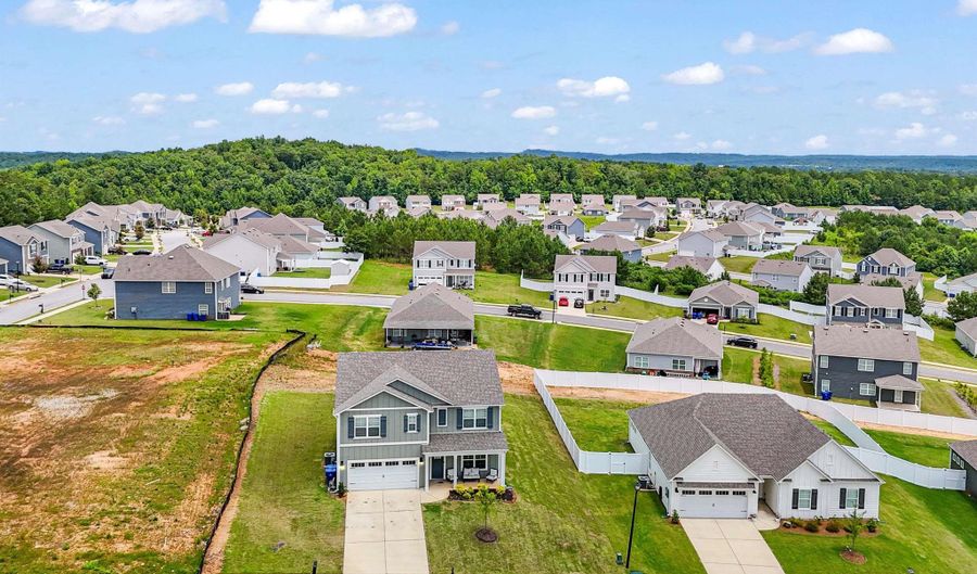 3001 SPECKLEBELLY Way, Alabaster, AL 35007 - 5 Beds, 3 Bath