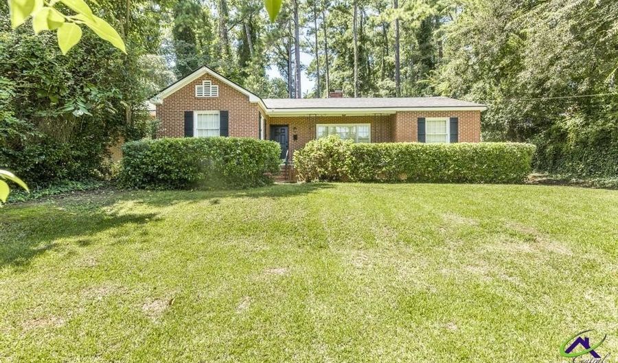2162 General Winship Dr, Macon, GA 31204 - 4 Beds, 3 Bath