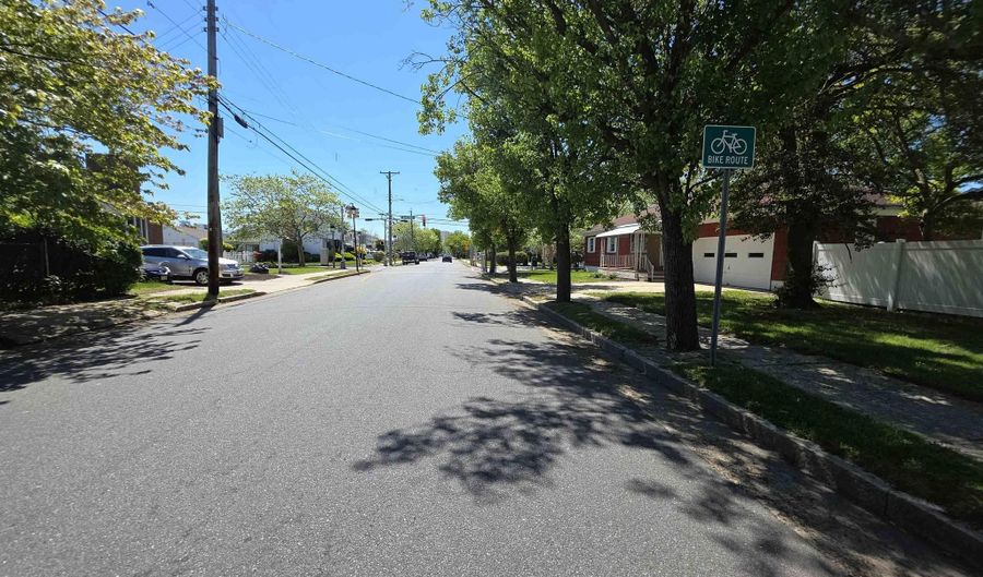 1216 N Ohio Ave, Atlantic City, NJ 08401 - 5 Beds, 2 Bath