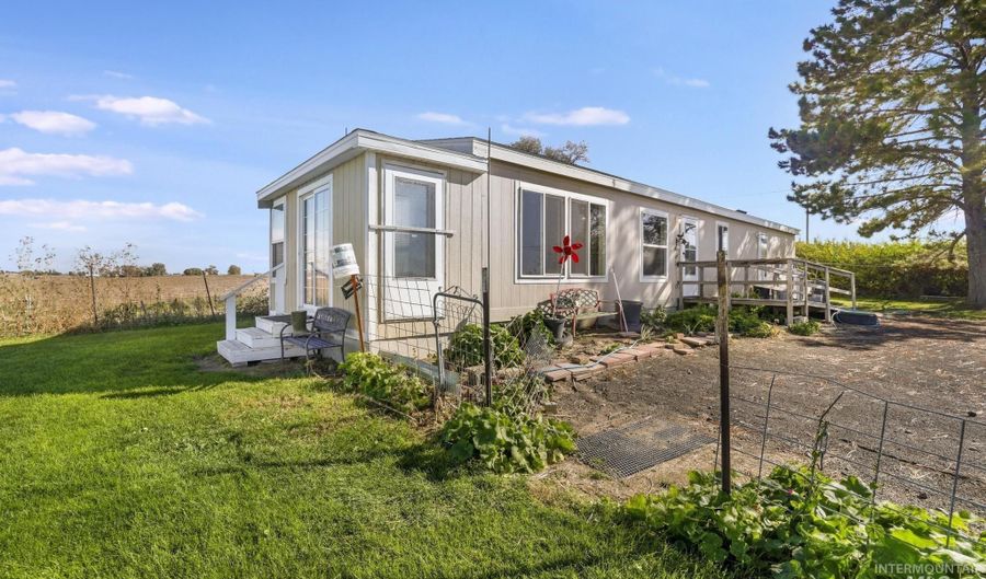 1244 E 3600 N, Buhl, ID 83316 - 2 Beds, 2 Bath