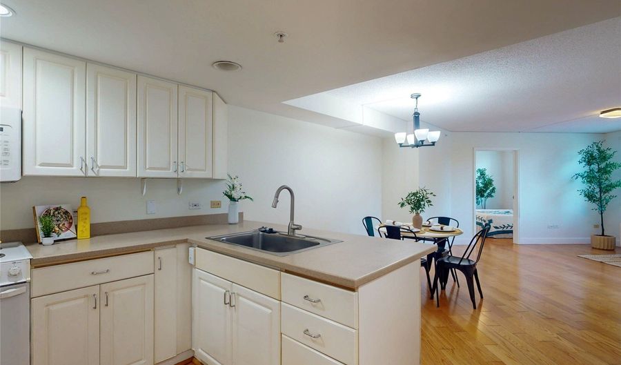 1314 Kalakaua Ave 311, Honolulu, HI 96826 - 2 Beds, 2 Bath
