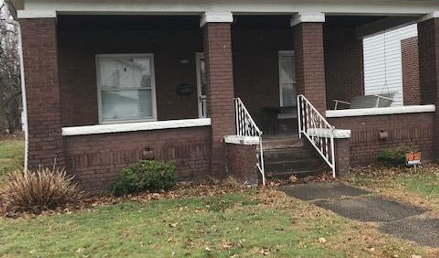 2808 Hackworth St, Ashland, KY 41101 - 2 Beds, 1 Bath