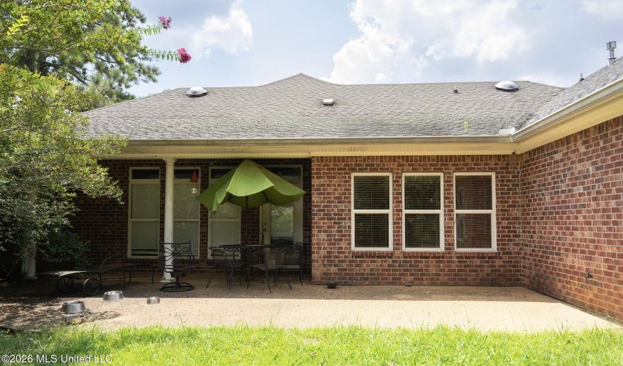 2004 Brookstone Pl, Brandon, MS 39042 - 3 Beds, 3 Bath