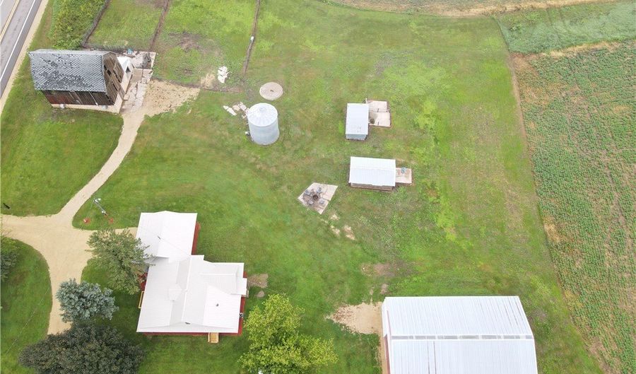 W9393 US Highway 10, Arkansaw, WI 54721 - 3 Beds, 2 Bath