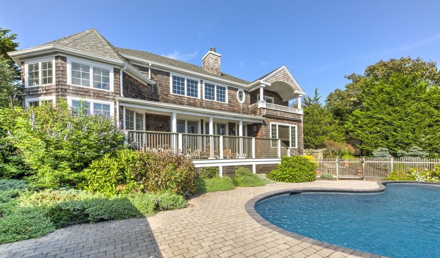 55 Cliff Rd, Amagansett, NY 11930 - 5 Beds, 5 Bath