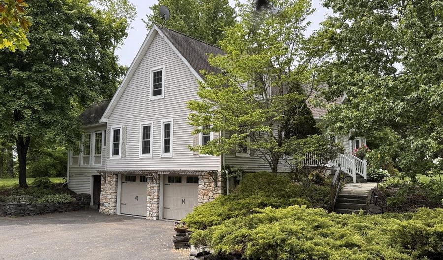 24 Rondout Ln, Accord, NY 12404 - 3 Beds, 3 Bath