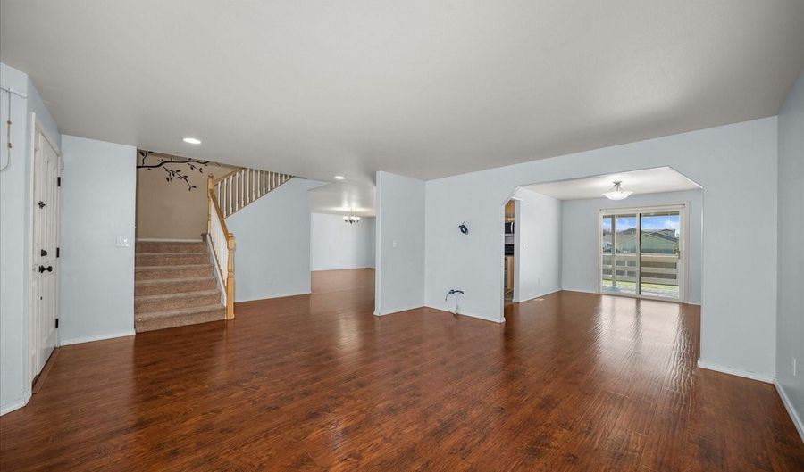524 S Joslin Pl, Airway Heights, WA 99001 - 4 Beds, 3 Bath