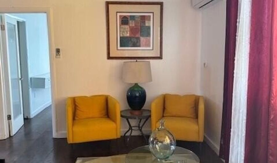 545 SW 4th St 1, Belle Glade, FL 33430 - 2 Beds, 1 Bath