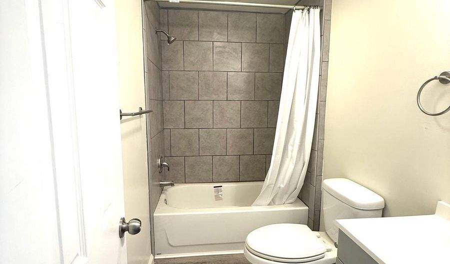 8 EAST St, Camden, DE 19934 - 3 Beds, 1 Bath