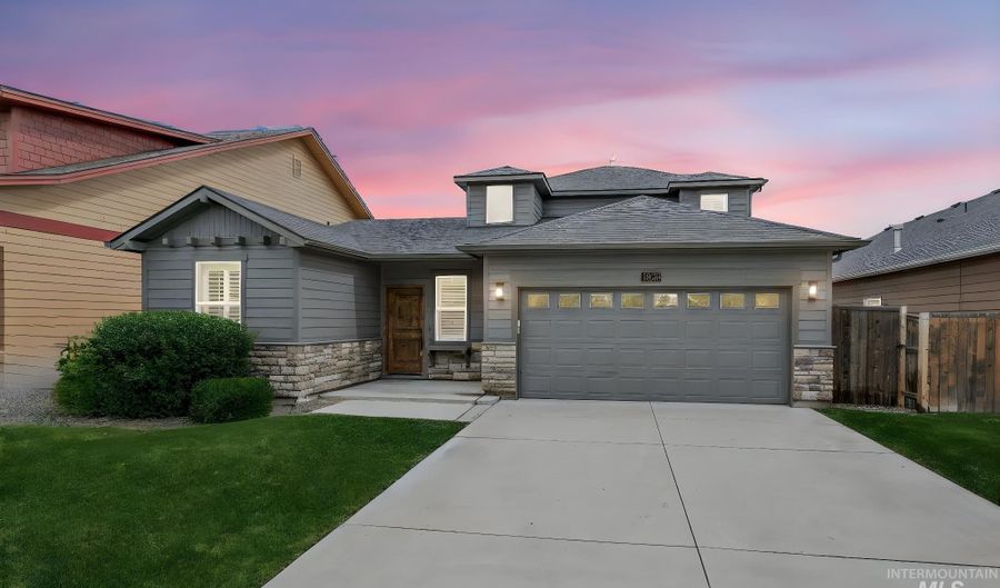 10130 W Brownstone Dr, Boise, ID 83709 - 4 Beds, 3 Bath