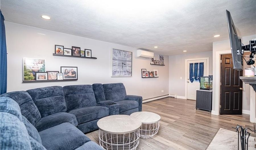 3 Hilltop St, Johnston, RI 02919 - 3 Beds, 2 Bath