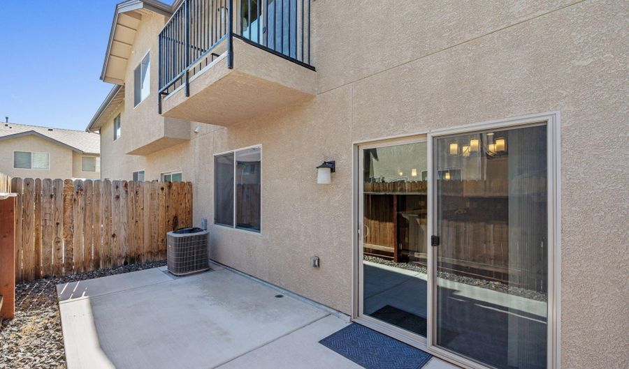 1302 Handelin Rd, Carson City, NV 89706 - 2 Beds, 3 Bath