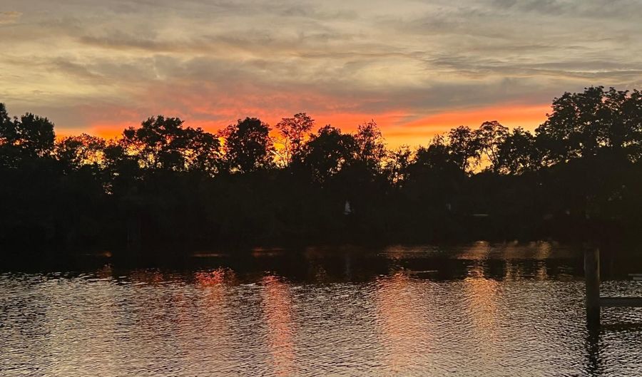 38884 COLLINWOOD Dr, Abell, MD 20606 - 3 Beds, 3 Bath