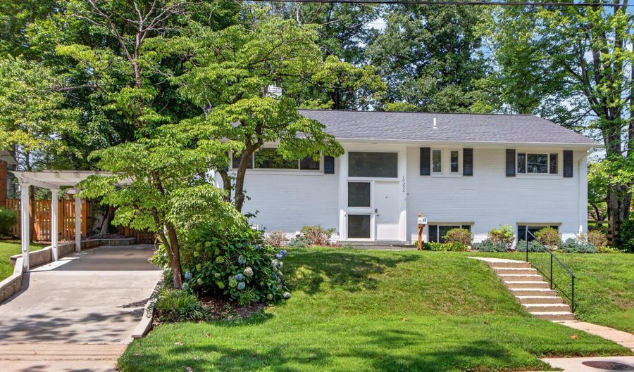 10228 HATHERLEIGH Dr, Bethesda, MD 20814 - 4 Beds, 3 Bath