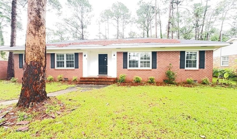 514 EDGEWOOD Ln, Albany, GA 31707 - 4 Beds, 2 Bath