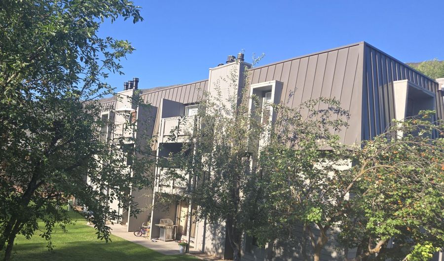 1527 Blake Ave 211, Glenwood Springs, CO 81601 - 2 Beds, 1 Bath