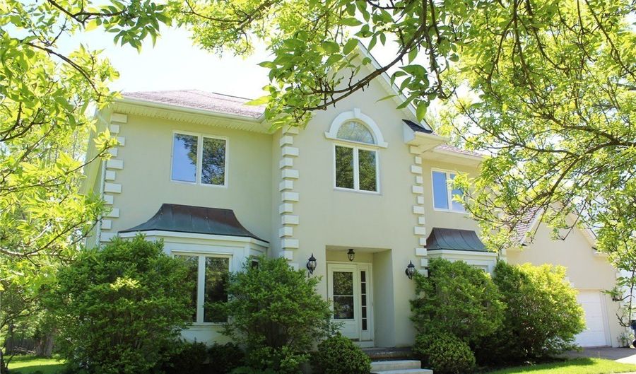 125 Hobnail Dr, Amherst, NY 14228 - 4 Beds, 3 Bath