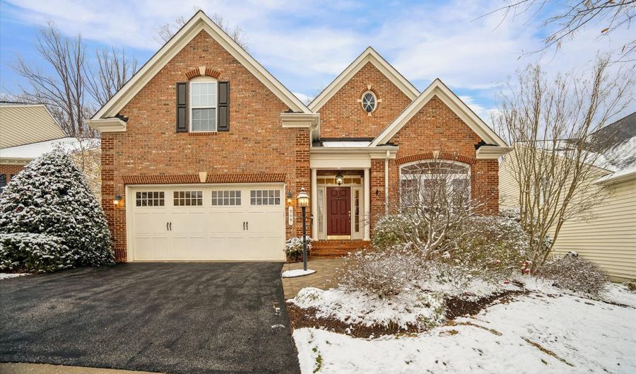 309 GRINDSTONE Dr, Arnold, MD 21012 - 4 Beds, 4 Bath