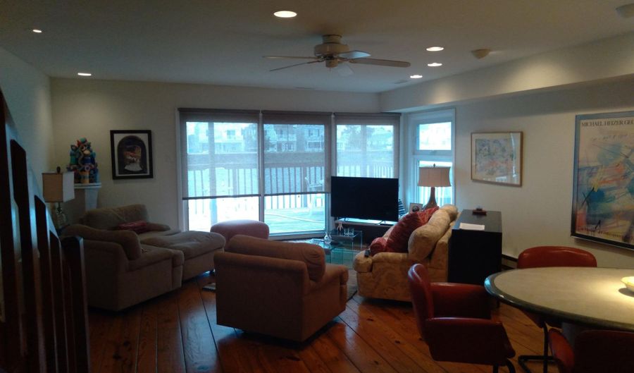 151 N Annapolis Ave, Atlantic City, NJ 08401 - 4 Beds, 4 Bath