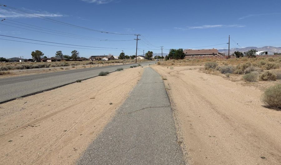 Redwood Boulevard, California City, CA 93505 - 0 Beds, 0 Bath