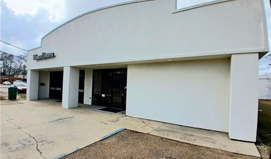 319 MEMPHIS St, Bogalusa, LA 70427 - 0 Beds, 0 Bath