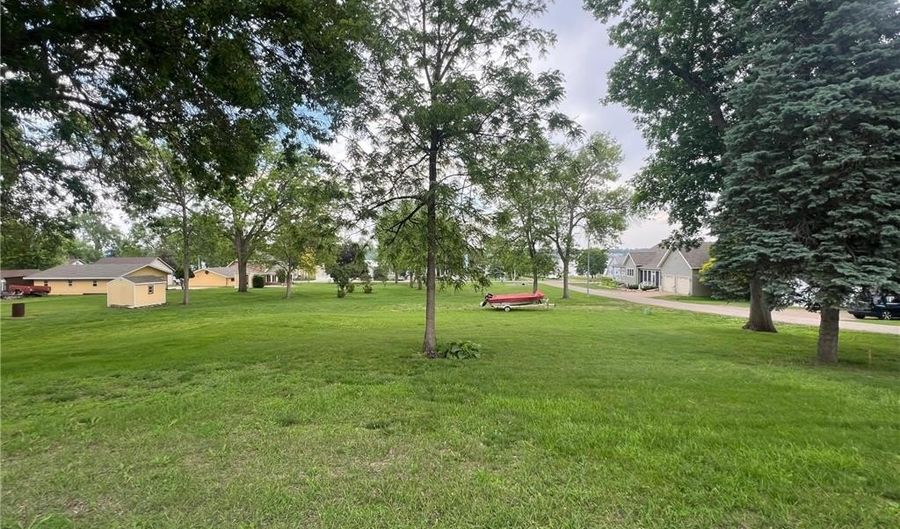601 High St, Big Stone City, SD 57216 - 0 Beds, 0 Bath