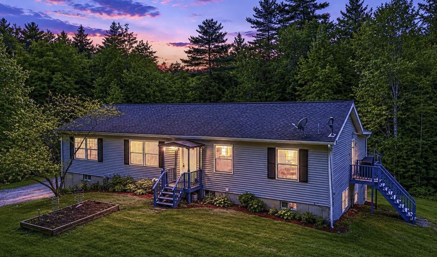 112 Shaker Rd, Canterbury, NH 03224 - 3 Beds, 3 Bath