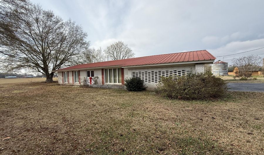 123 Valley Rd, Belmont, MS 38827 - 4 Beds, 3 Bath